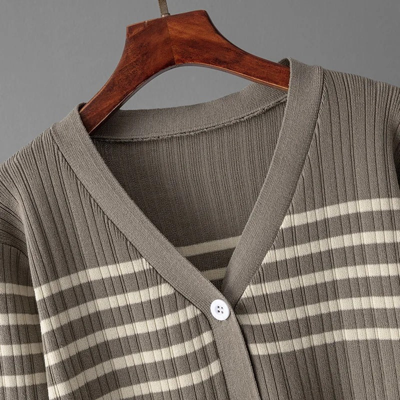 WW | Bequemes Strickset Mit Streifen