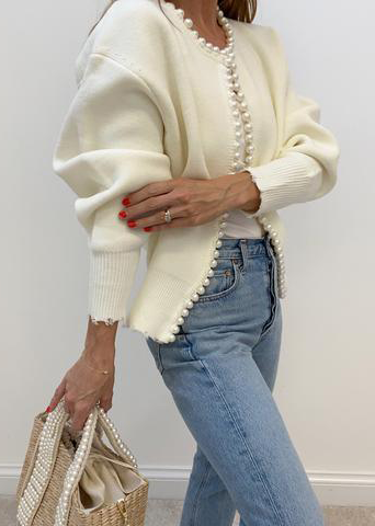 Strickjacke mit Perlmuttknöpfen