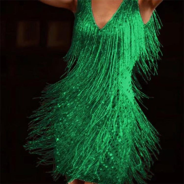 W&W Mode | Slip Kleid - Verführerisches V-Ausschnitt Kleid für Einen Stilvollen Look