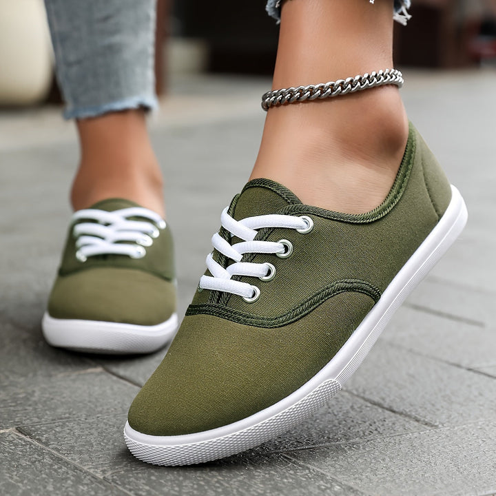 W&W Mode | Bequeme Niedrige Canvas Sneakers in Weiß