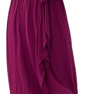 Grünes kleid mit V-Ausschnitt