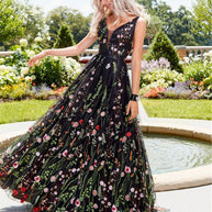 WW | Fabulous Ärmelloses besticktes Kleid