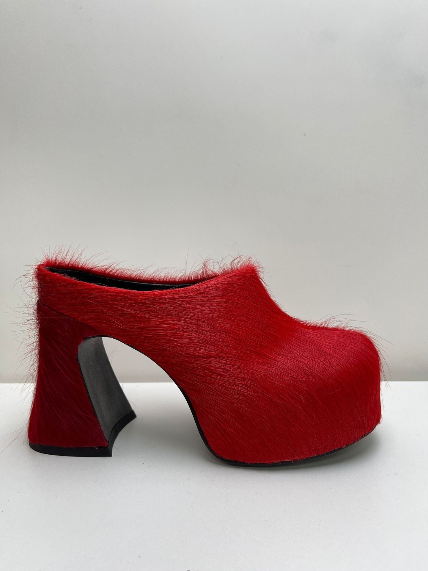 WW | Geschlossene Zehe Rosshaar Chunky Heel Wasserdichte Plattform Slipper