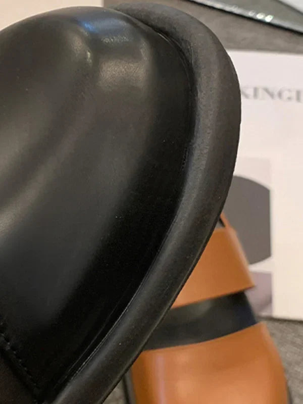 Sandalen mit geteilter Spitze