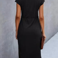 WW | Stylisches Figurbetontes Kleid mit Rundhalsausschnitt
