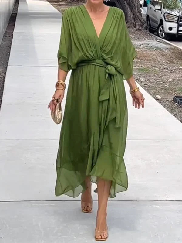 WW | Elegante Chiffon Kleid, Das Schlanker Macht und Ist Sophisticated