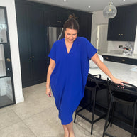 Kleid mit V-Ausschnitt | Unser Bestseller 2024