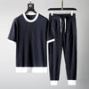 888 blauer Anzug