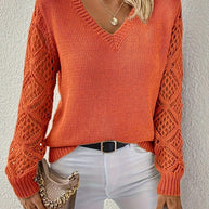 Strickmodepullover mit V-Ausschnitt