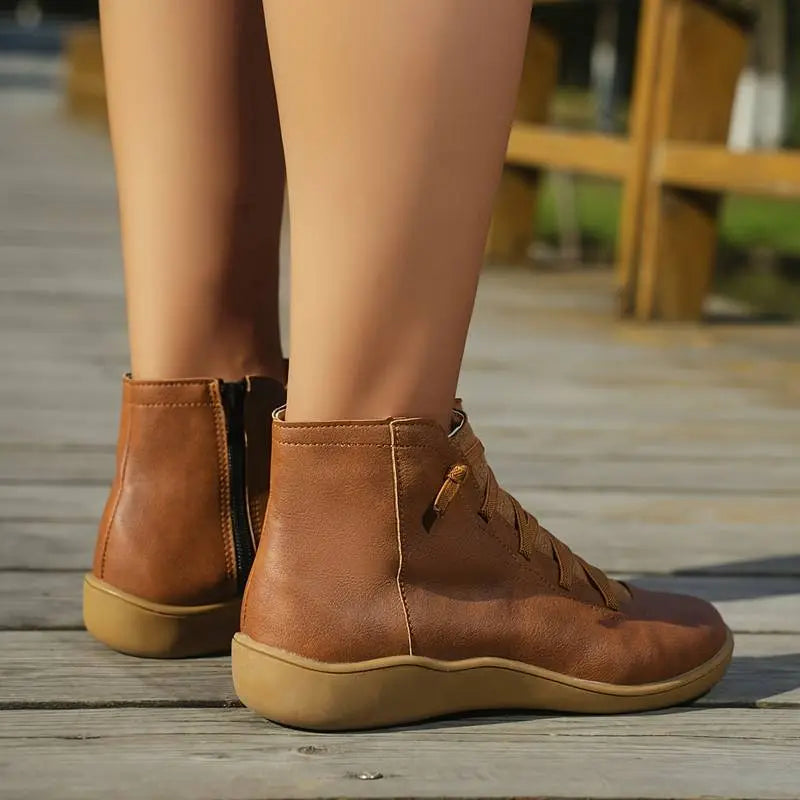 WW | Stiefeletten Damen – bequemer Schnürverschluss