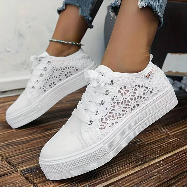 WW | Schicke Und Luftige Spitzensneaker