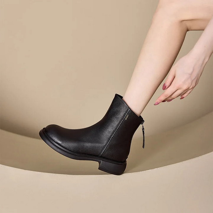 Damen Leder-Ankle-Boots mit rückseitigem Reißverschluss und niedrigem Absatz