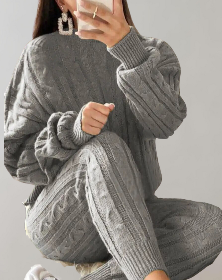 WW - Strick-Schulter-Hosen-Set