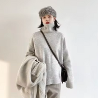 Lockerer Rollkragenpullover