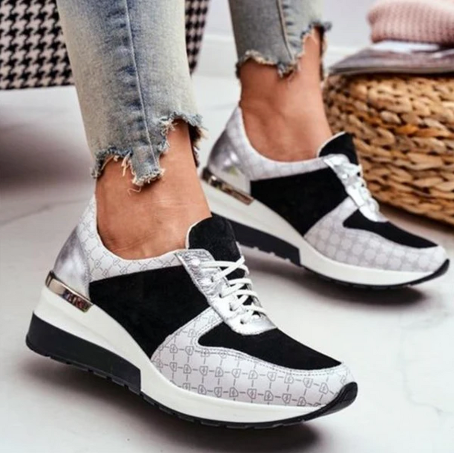 WW | Stylische Keilsneaker