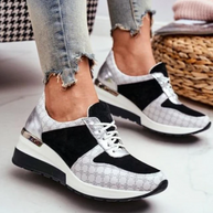 WW | Stylische Keilsneaker