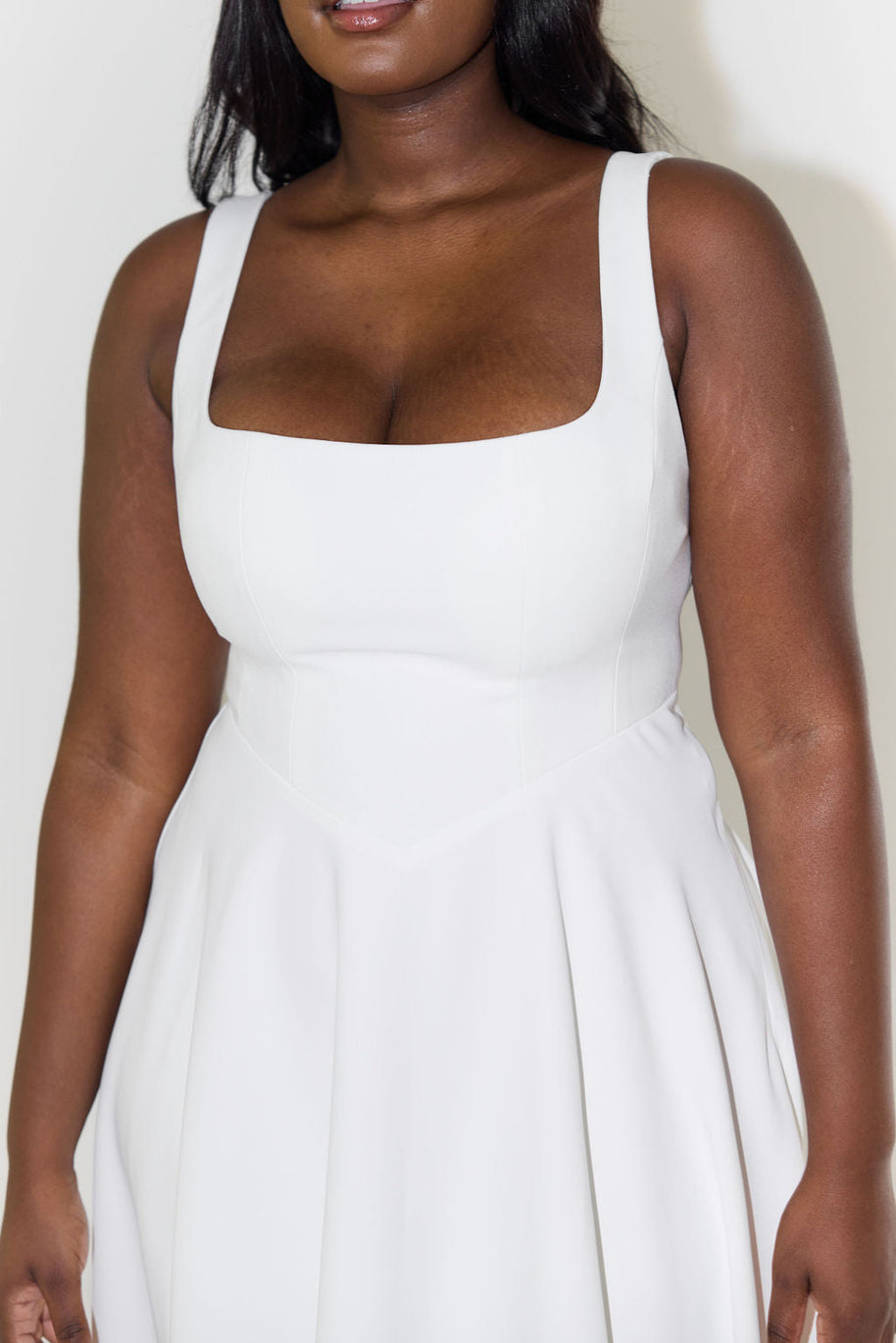 WW | Midikleid mit quadratischer Ausschnitt