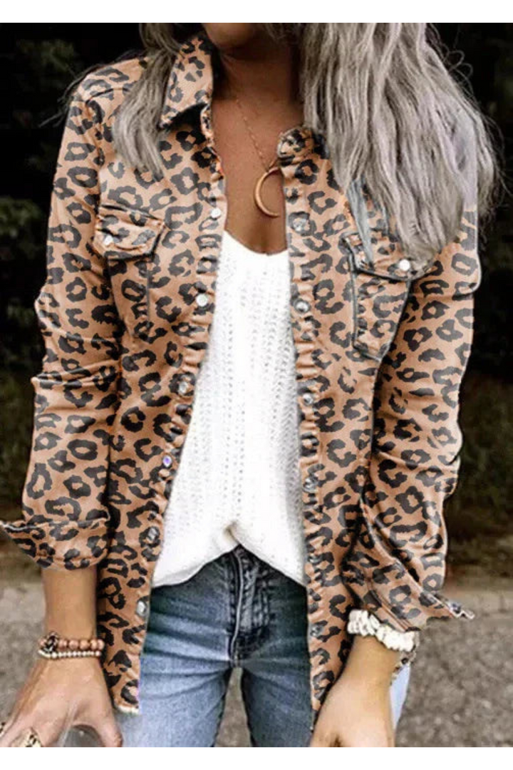 W&W Mode | Schicke Jacke für Frauen im modischen Stil