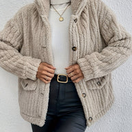 Doppelseitige Strickjacke mit Samtknöpfen