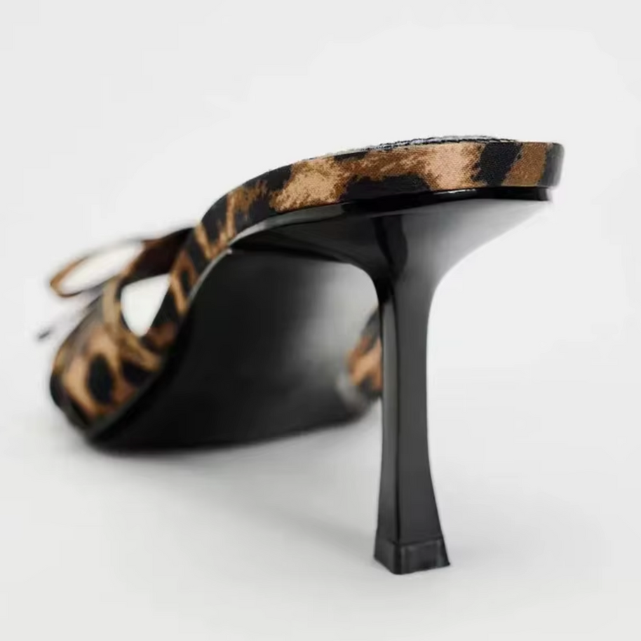 WW | High-Heeled Slippers mit Leopardenmuster