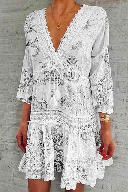 WW | Rosiedress V-Ausschnitt Spitze Besatz Quasten Schwungkleid