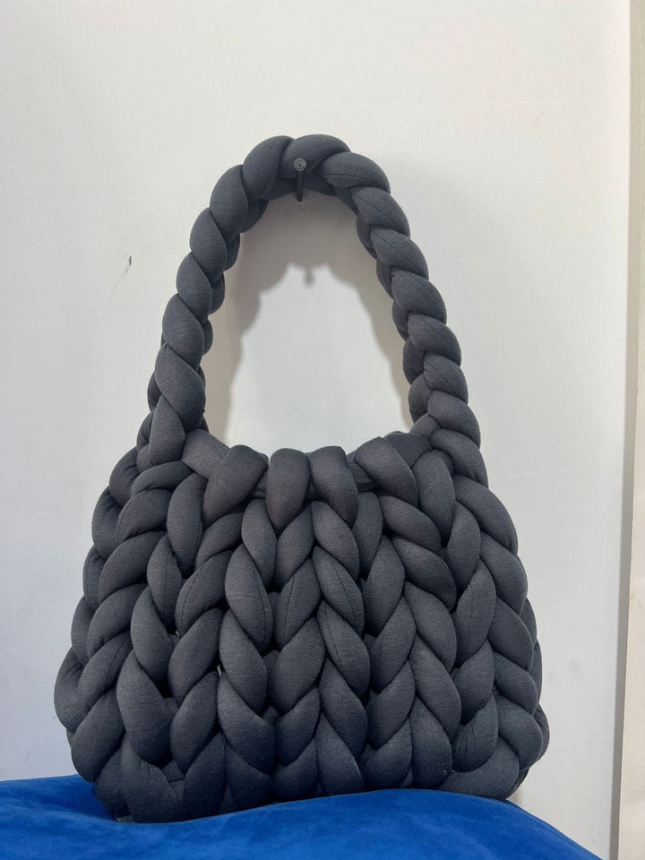 Damen Tasche aus handgewebtem Material