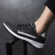 WW | Große Größen Einfarbige Herrensneaker Mit Weicher Rutschfester Sohle