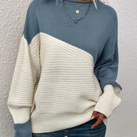Gestrickter Pullover im Farbblockdesign
