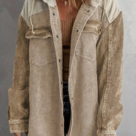 Mühelos und trendige Jacke