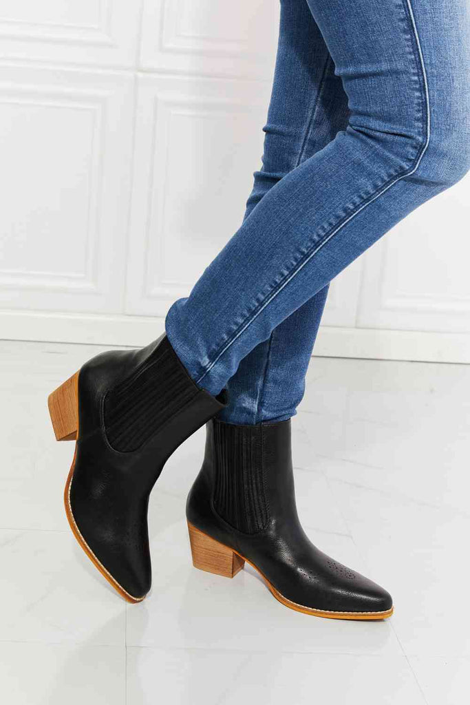 WW | Mmshoes Love The Journey Stacked Heel Chelsea Boot In Schwarz