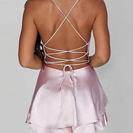 Rückenfreies Satin-Kleid
