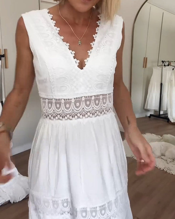 W&W Mode | Spitzenkleid Mit V-ausschnitt