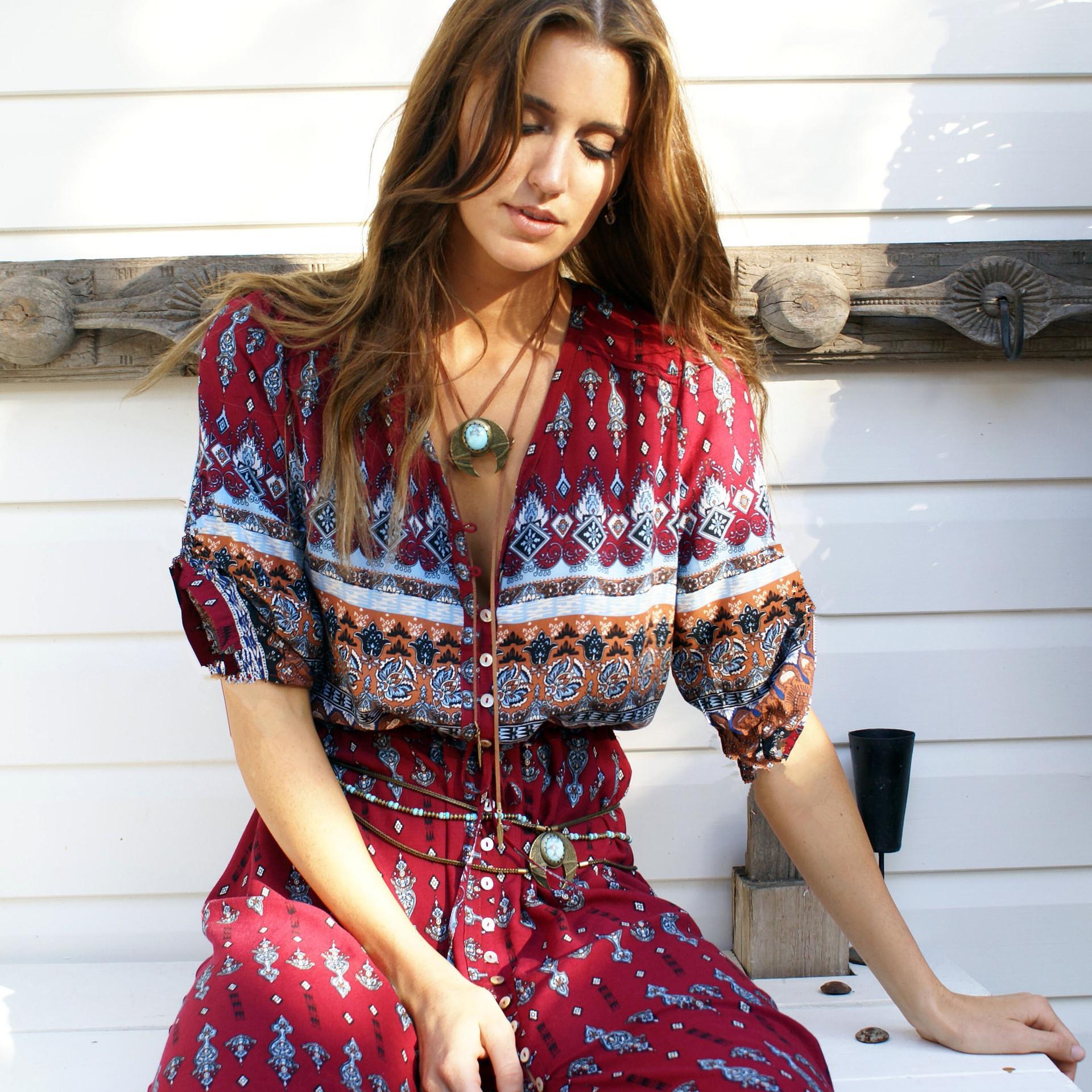 Damen Viskose-Jumpsuit mit buntem Ethno-Design und schwingenden Ärmeln WW