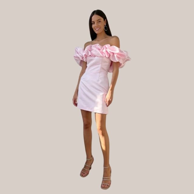 WW | Schulterfreies Cocktailkleid mit Rüschendetail