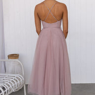 WW | Maxi Kleid Elegantes Fließendes Design V-Ausschnitt Ärmellos Leichtes Gewebe