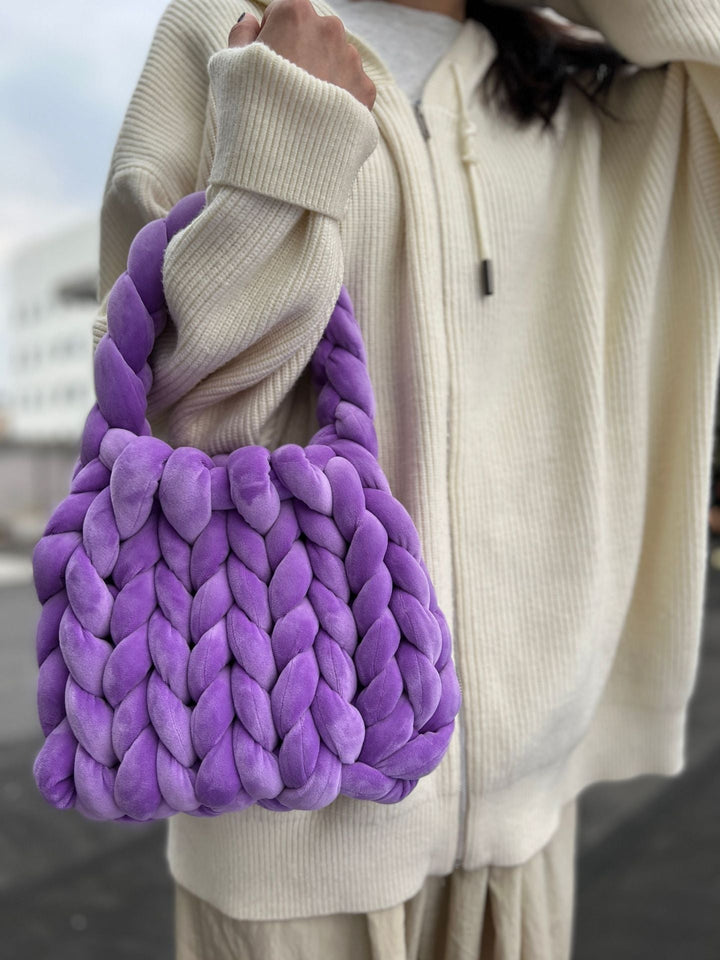 Damen Tasche aus handgewebtem Material