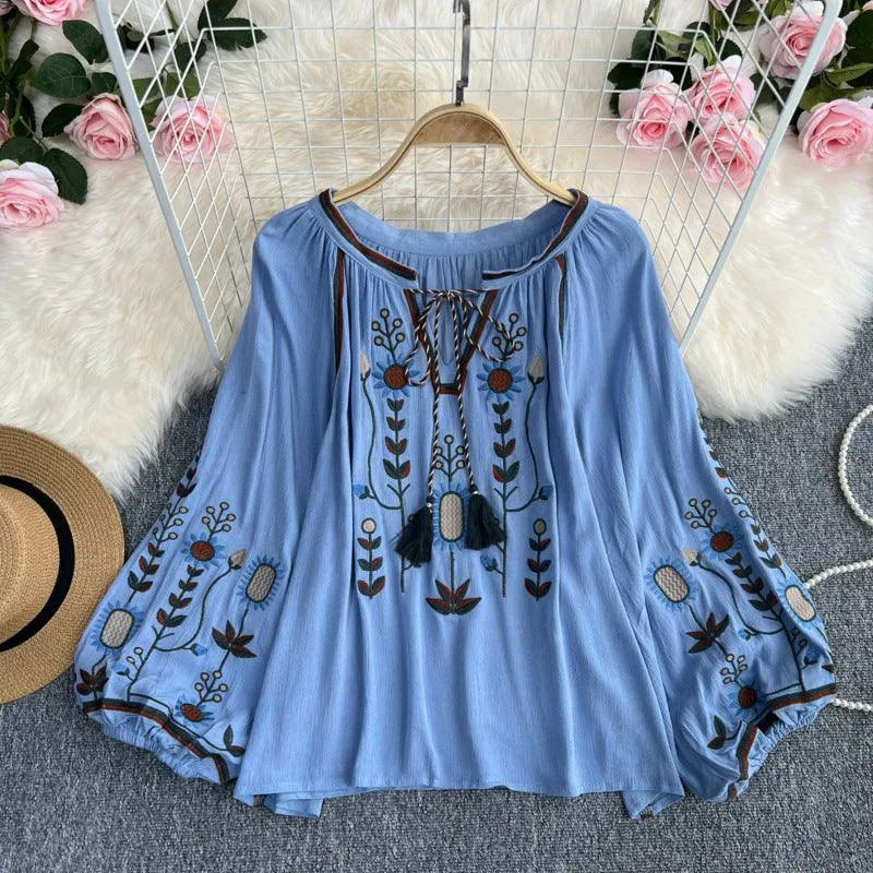 WW | Damen Rundhalsbluse mit Stickerei