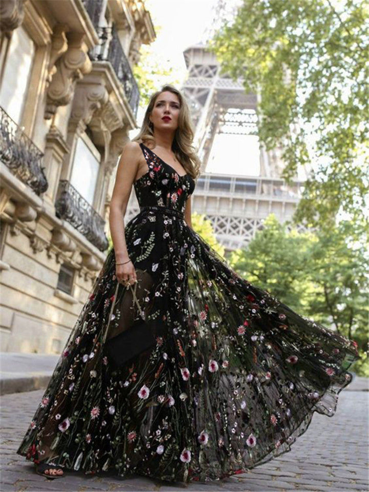 W&W Mode | Fabulous Ärmelloses besticktes Kleid
