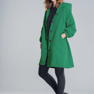 Wasserfeste Windjacke mit Kapuze in Übergröße Regenjacke