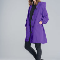 Wasserfeste Windjacke mit Kapuze in Übergröße Regenjacke