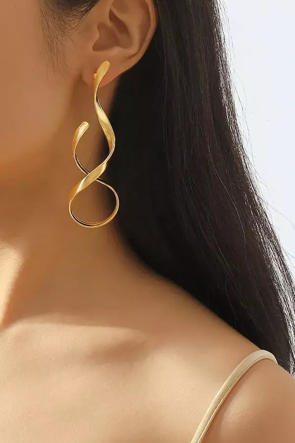 WW | Schlanke Spiral Ohrringe Mit Modernem Design Für Frauen