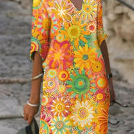 WW | Midi-Kleid mit V-Ausschnitt und Blumenmuster