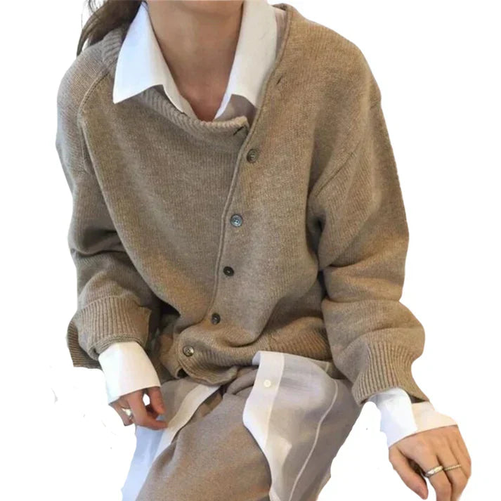 W&W Mode | weiche strickjacke mit diagonaler knopfleiste