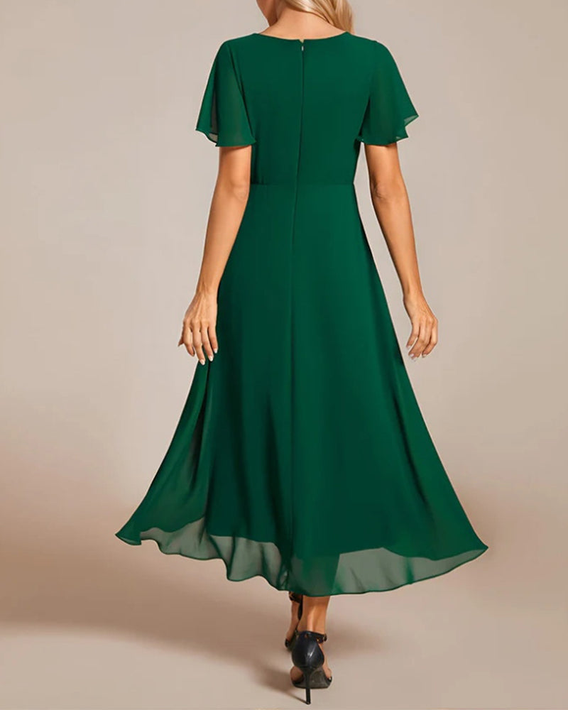 WW | Kleid mit V-Ausschnitt und Rüschenärmeln