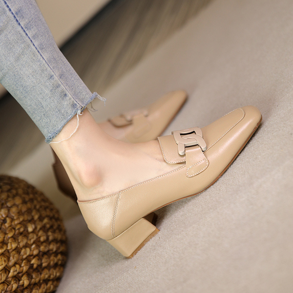 Damen Slipper aus Leder mit orthopädischer Passform