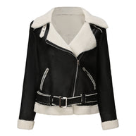 WW | Winterjacke aus Kunstwildleder mit Fell und Gürtel