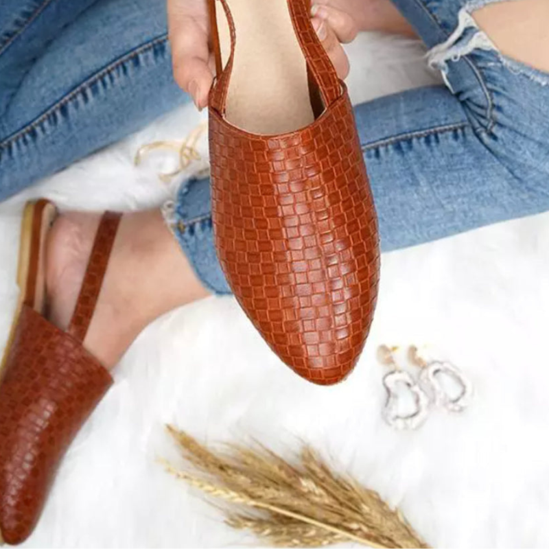 Violet | Handgeflochtene Sandalen