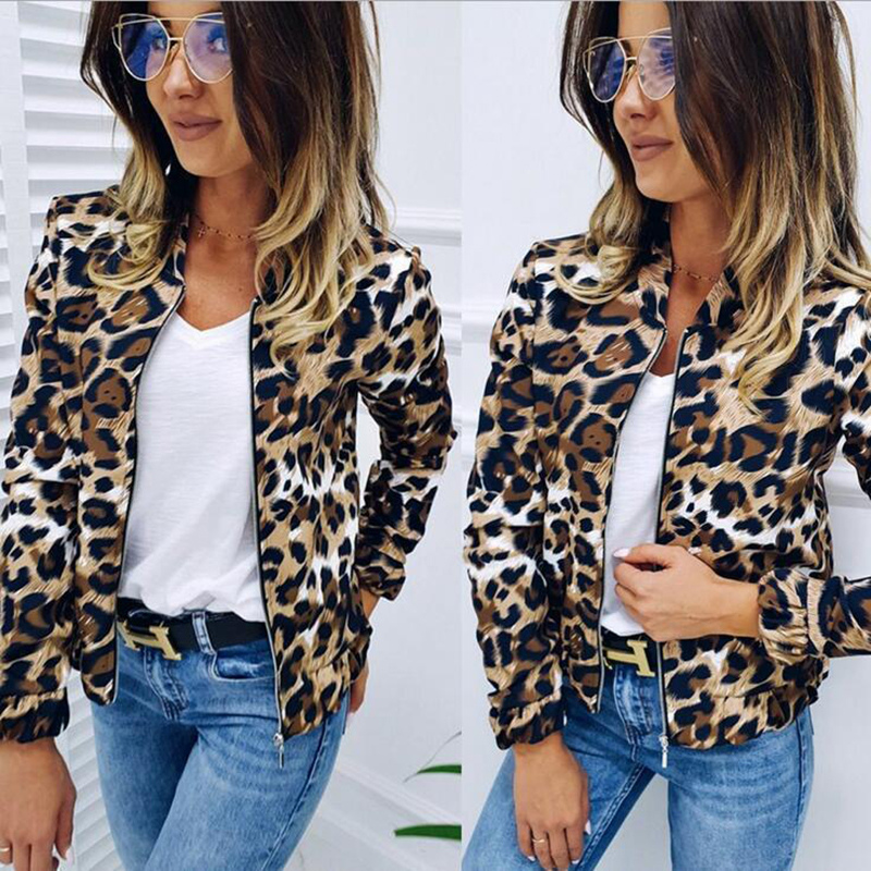 Bomberjacke mit Tierprint und bequemer Passform