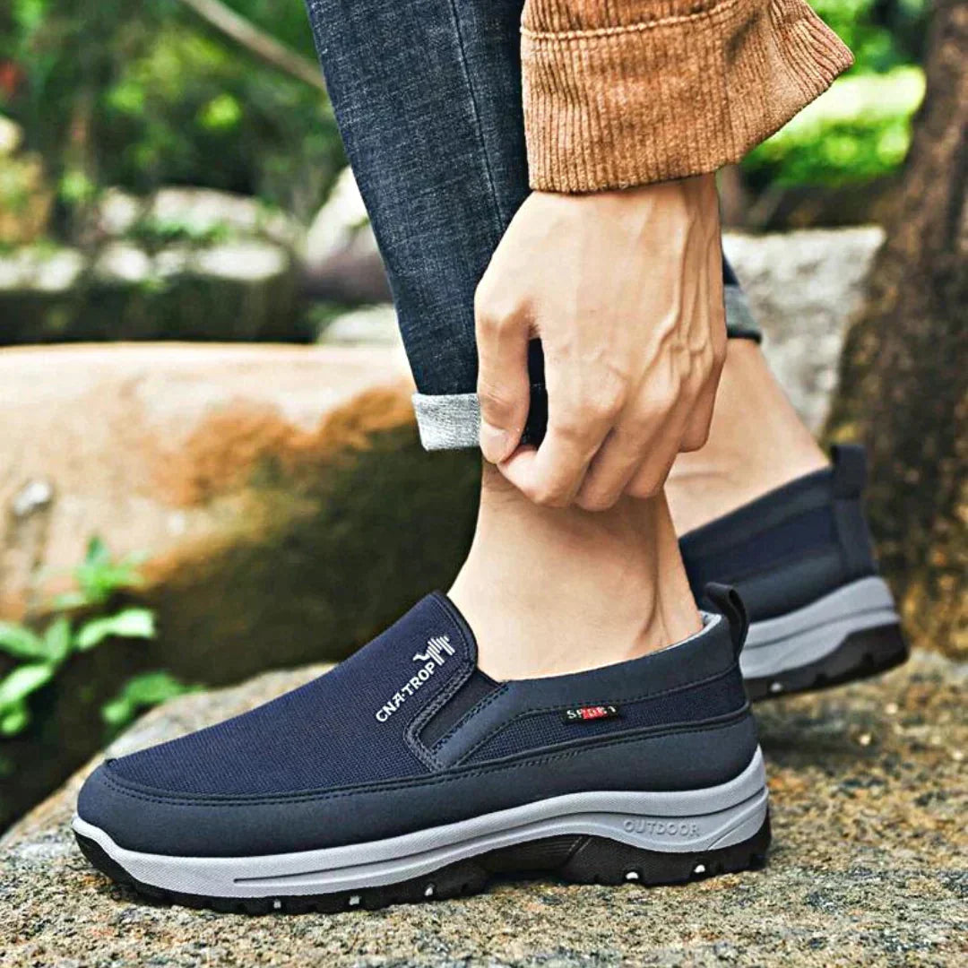 W&W Mode | Orthopädische Wanderschuhe für Herren | Robuste und bequeme Outdoor-Schuhe