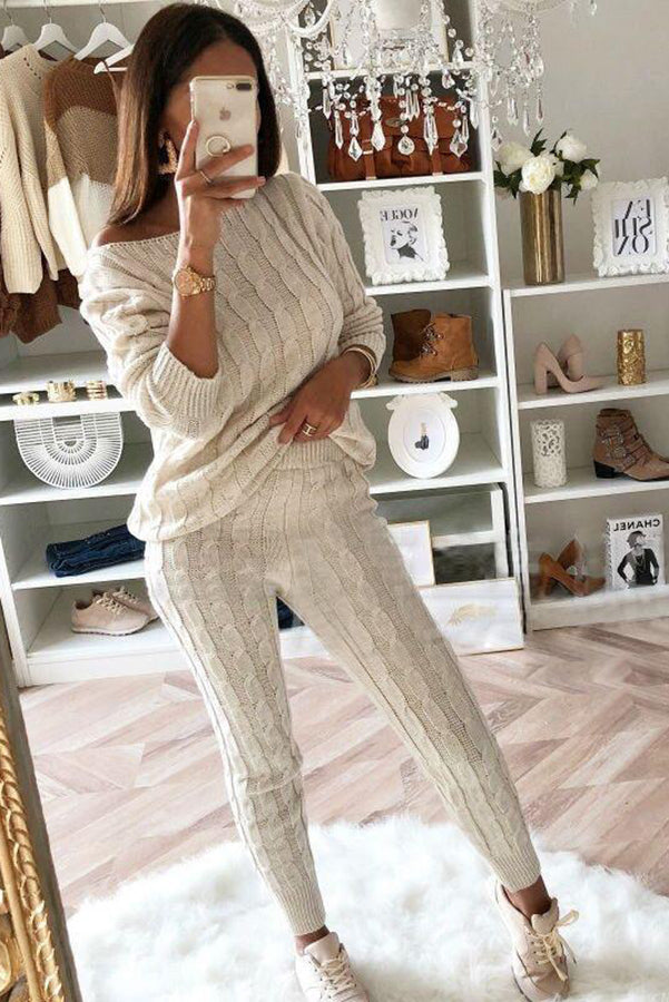 WW | Elevated Comfort Kabelpullover und Slim Fit Hosen Set